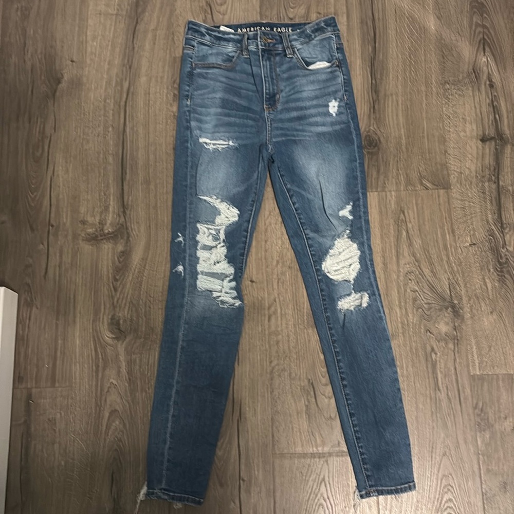 American Eagle High rise jegging
Size: US 4
Color: Blue